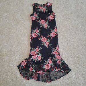 Calvin Klein Black Lace Embroidered Whimsigoth Floral Dress Size 8 Midi Sheath